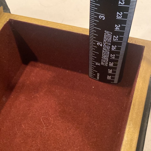 Emma, Jane Austen 1815, Wooden Book Box - Picture 9 of 9